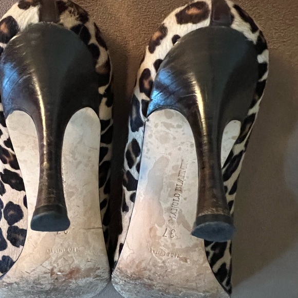 Manolo Blahnik Pony Hair Leopard D'Orsay Peep Toe Pumps-37/US 7- Comes with Box - Picture 7 of 12